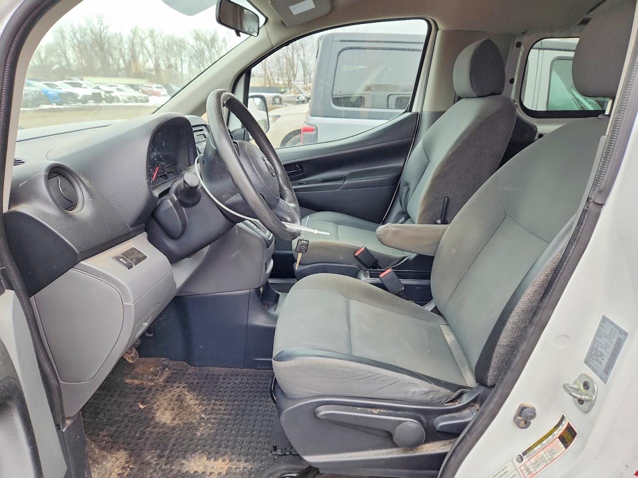 2015 Nissan NV200 2.5S