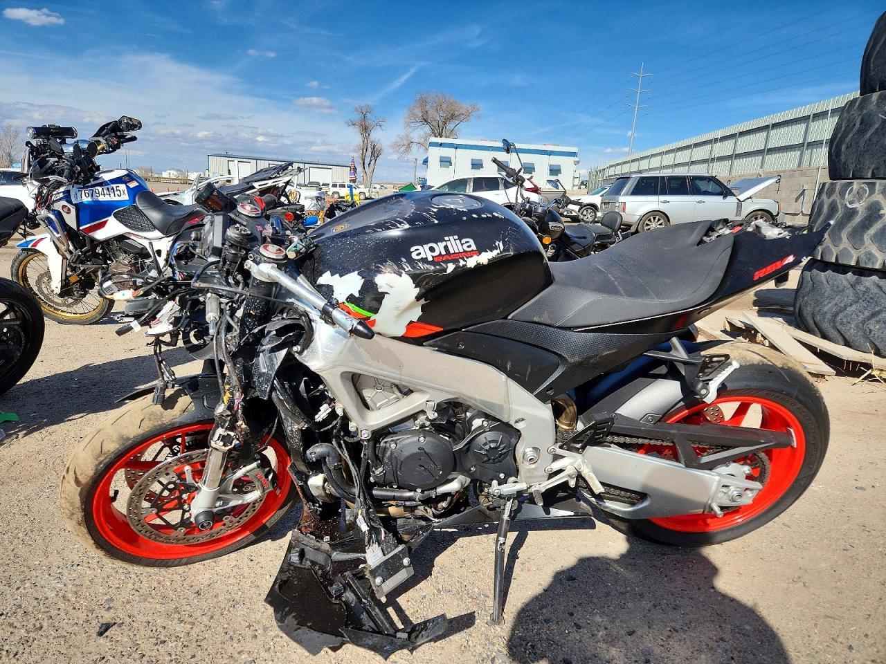 2024 Aprilia RSV4 1100