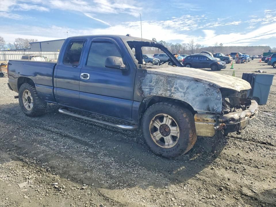 2004 Chevrolet Silverado C1500