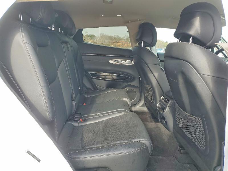 2025 Genesis Gv70 Base
