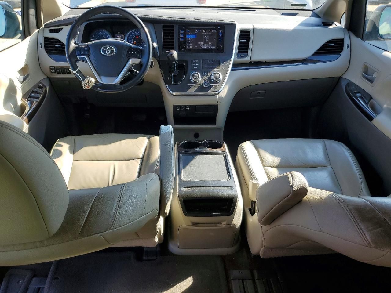 2017 Toyota Sienna