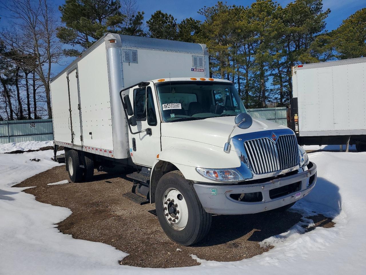 2019 International 4300 BOX Truck