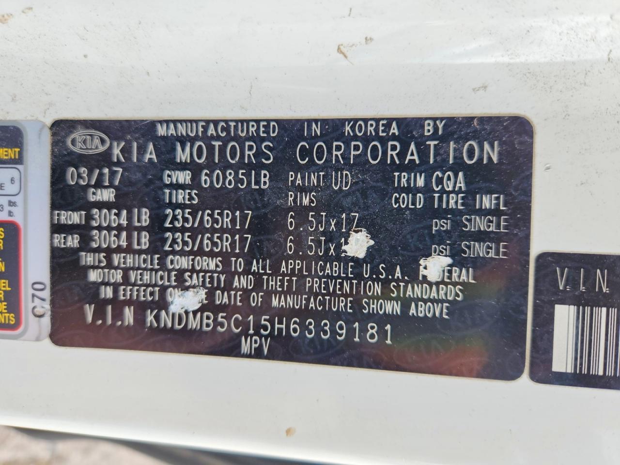 2017 KIA Sedona lx