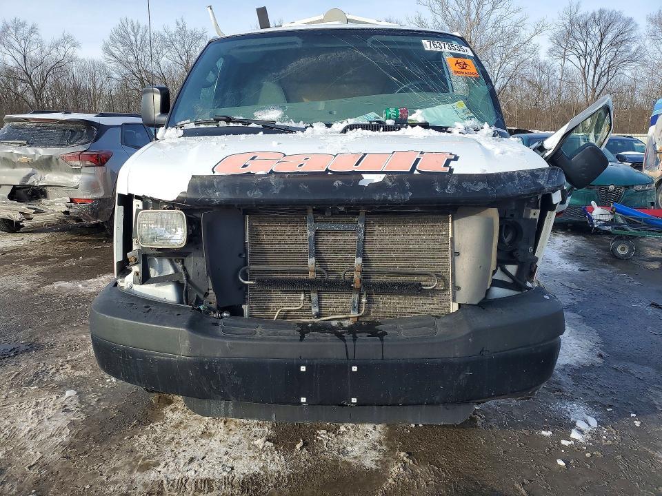 2014 Chevrolet Express 2500 Cargo Delivery Van