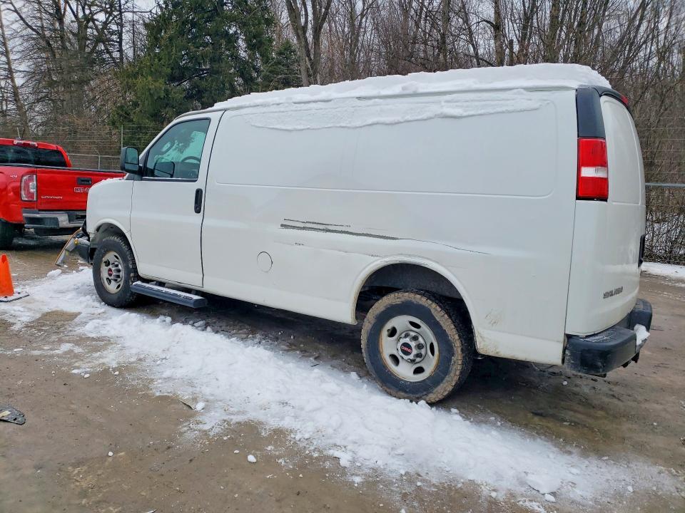 2020 GMC Savana G2500
