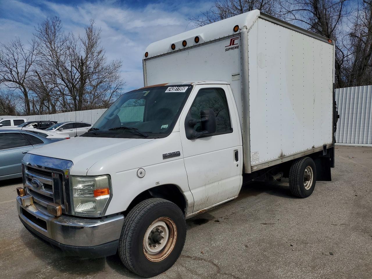2008 Ford Econoline E350 Super Duty Cutaway Van