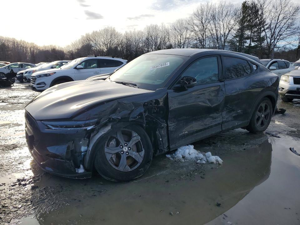 2022 Ford Mustang Mach-e Select