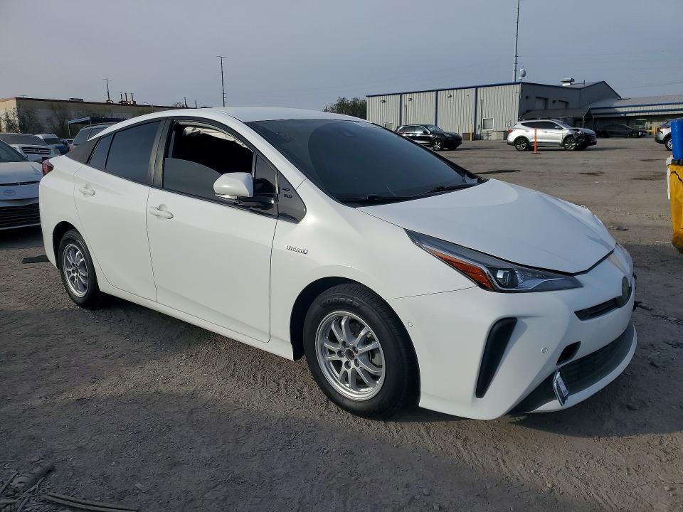 2020 Toyota Prius le
