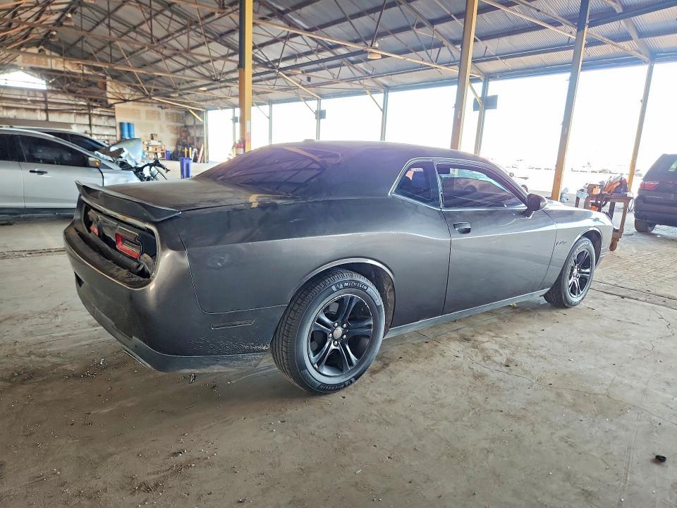 2015 Dodge Challenger sxt