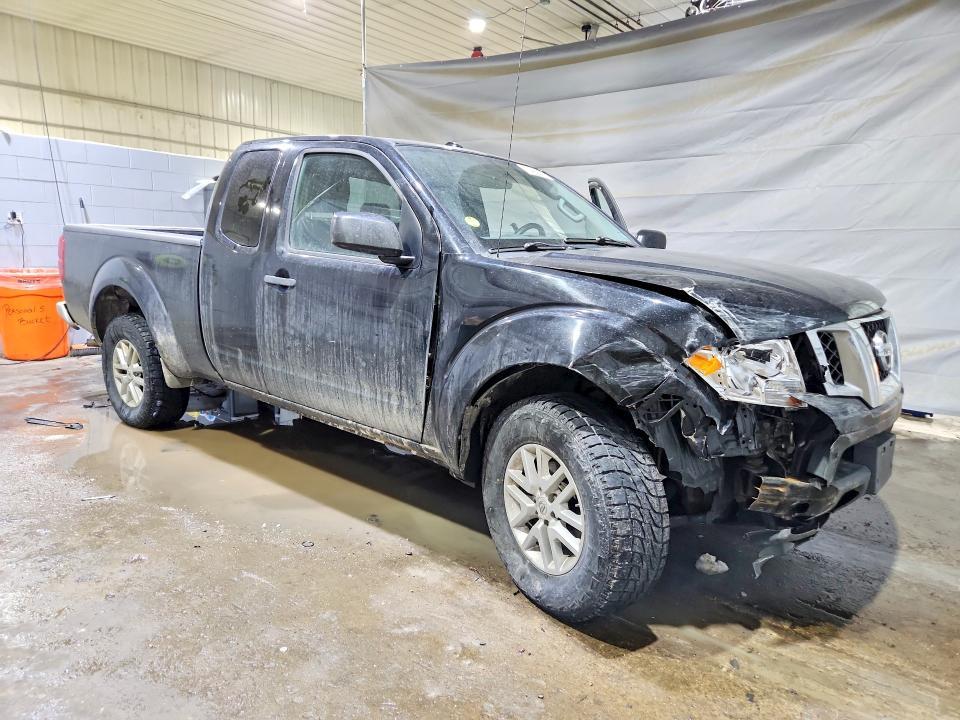2015 Nissan Frontier sv