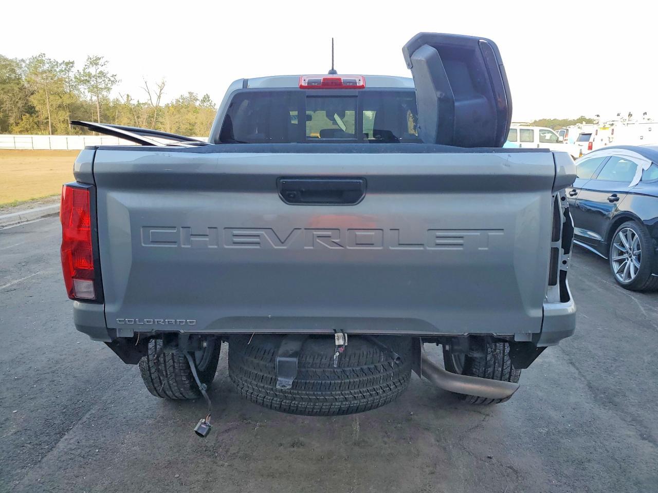 2025 Chev Colorado