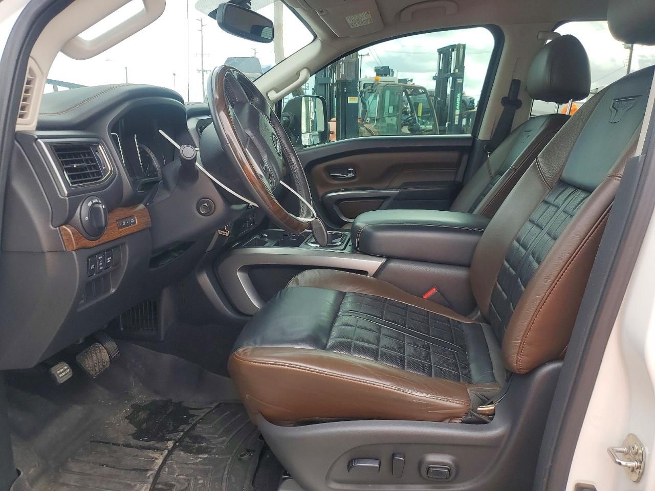 2016 Nissan Titan XD SL