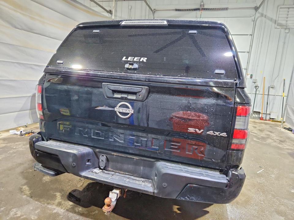 2022 Nissan Frontier SV