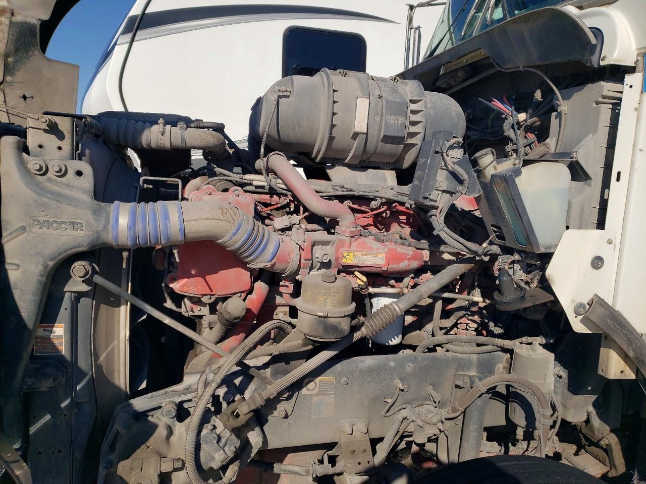2015 Kenworth T880 Semi Truck