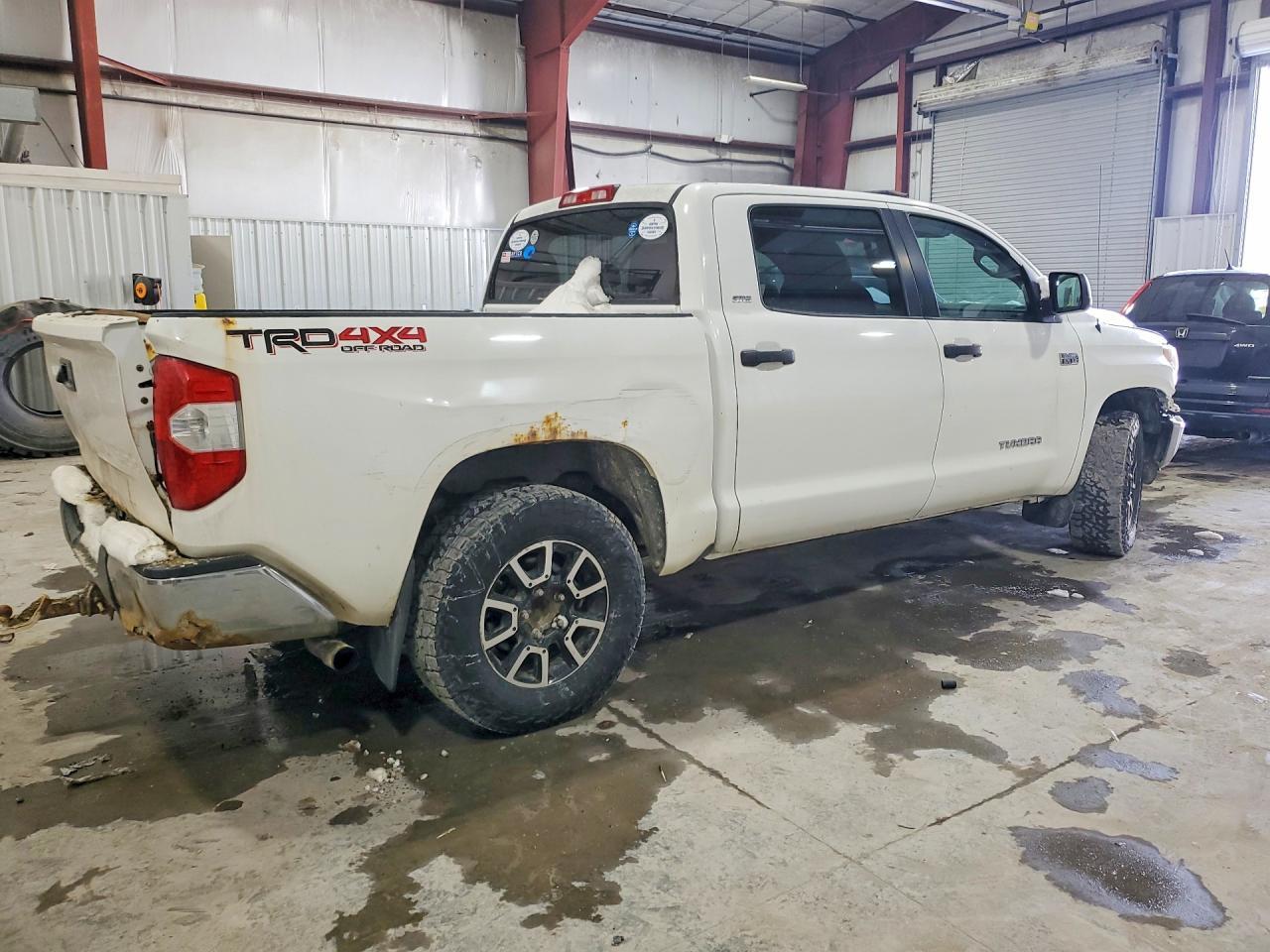 2014 Toyota Tundra Crewmax SR5
