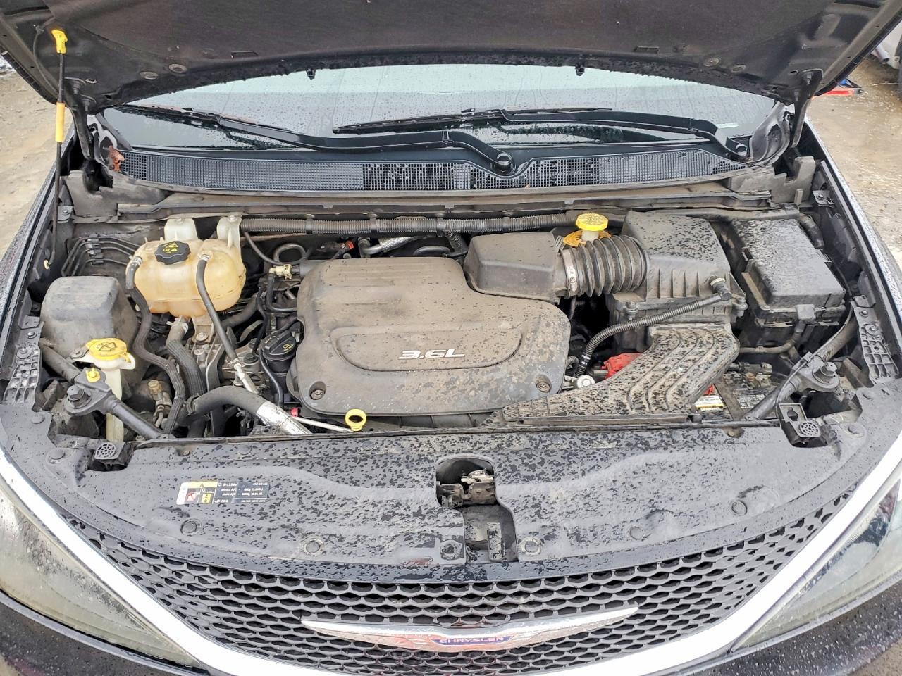 2017 Chrysler Pacifica lx