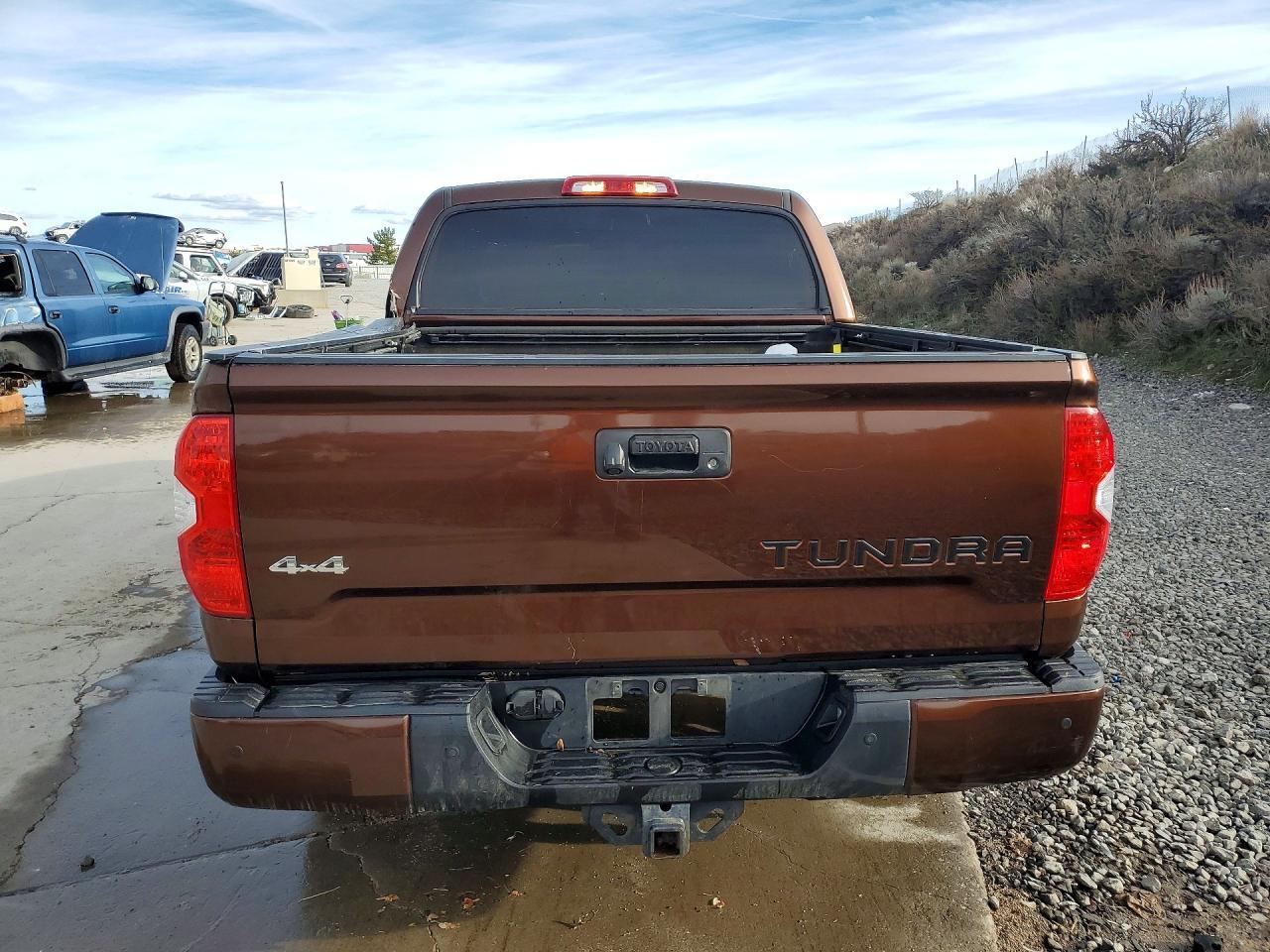 2016 Toyota Tundra Platinum