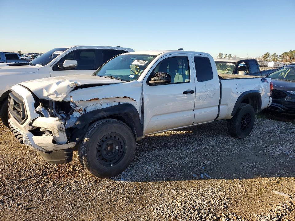 2022 Toyota Tacoma Access cab