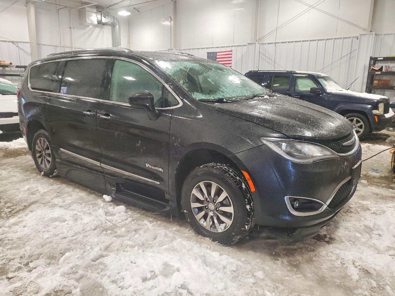 2020 Chrysler Pacifica Touring l Plus