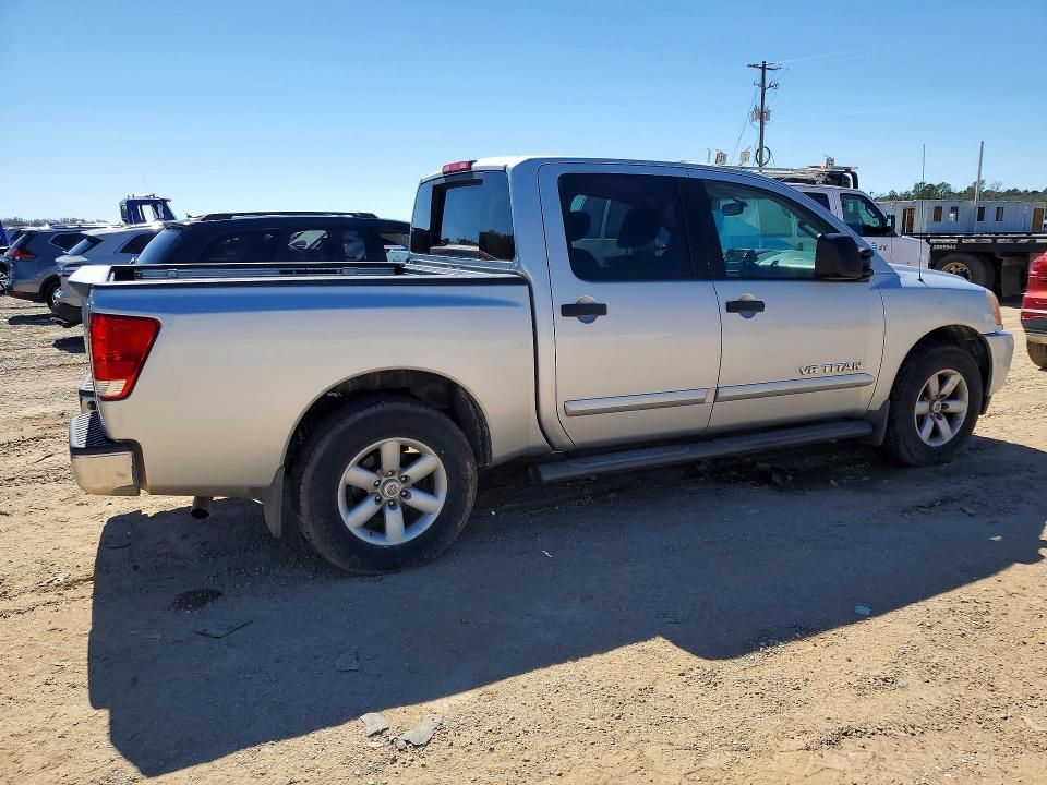 2013 Nissan Titan s