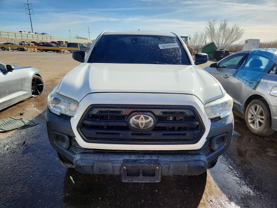 2018 Toyota Tacoma SR