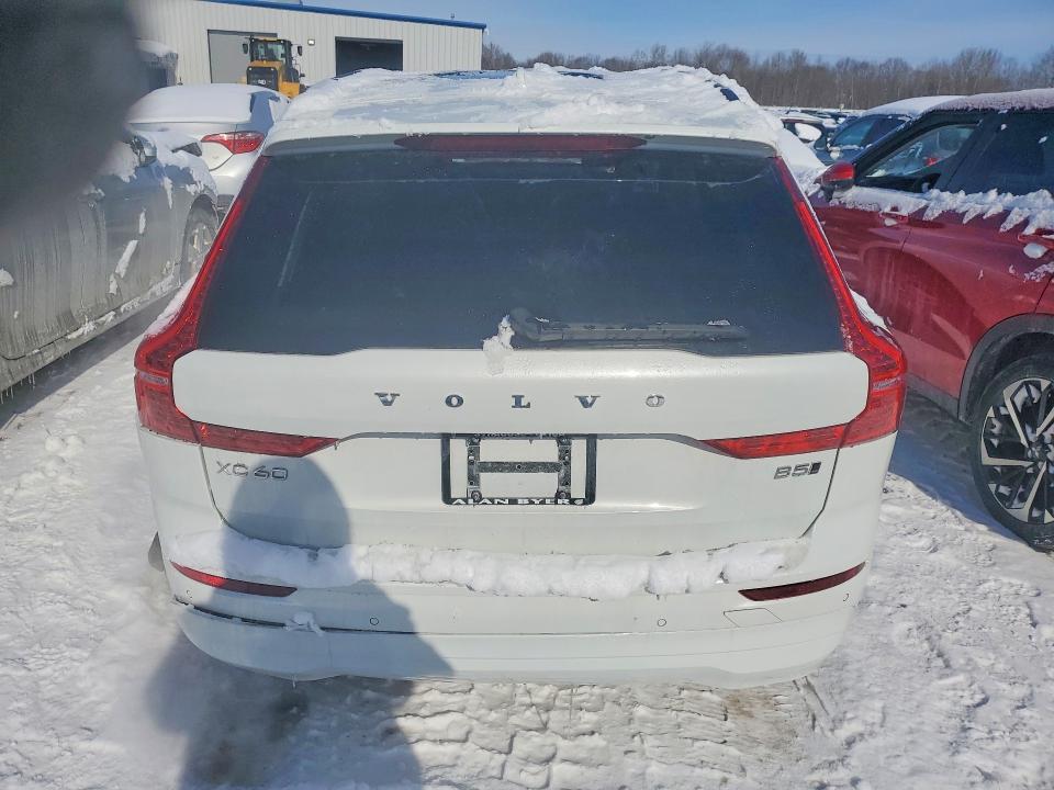 2022 Volvo Xc60 B5 Momentum