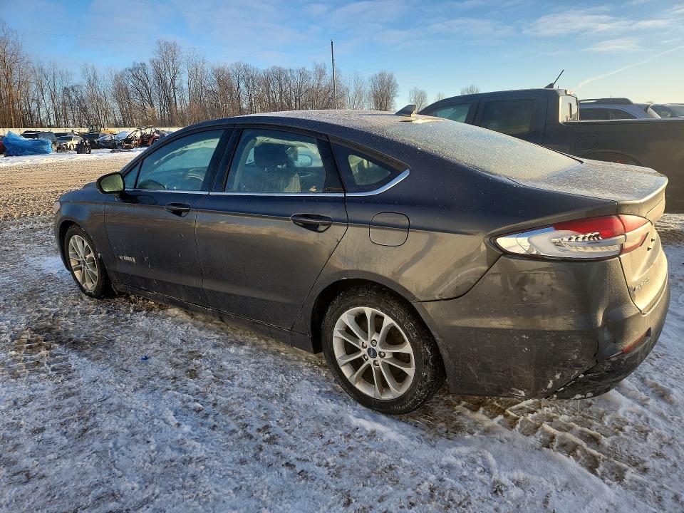 2019 Ford Fusion se