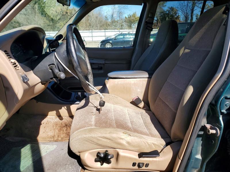 2000 Ford Explorer xlt