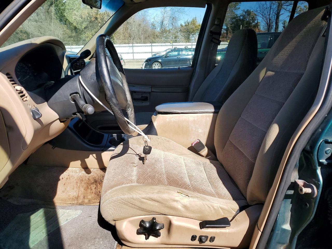 2000 Ford Explorer xlt