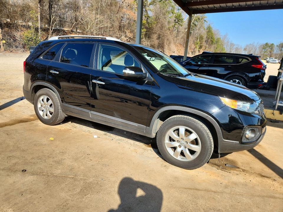 2013 KIA Sorento lx
