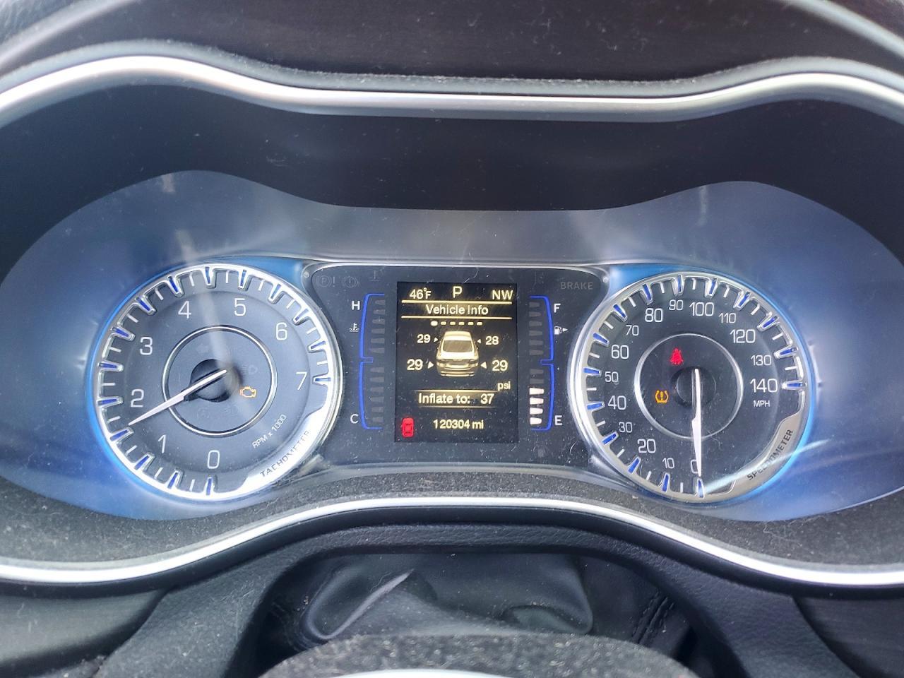 2015 Chrysler 200 Limited