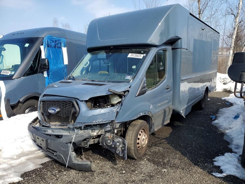 2022 Ford Transit Delivery Truck