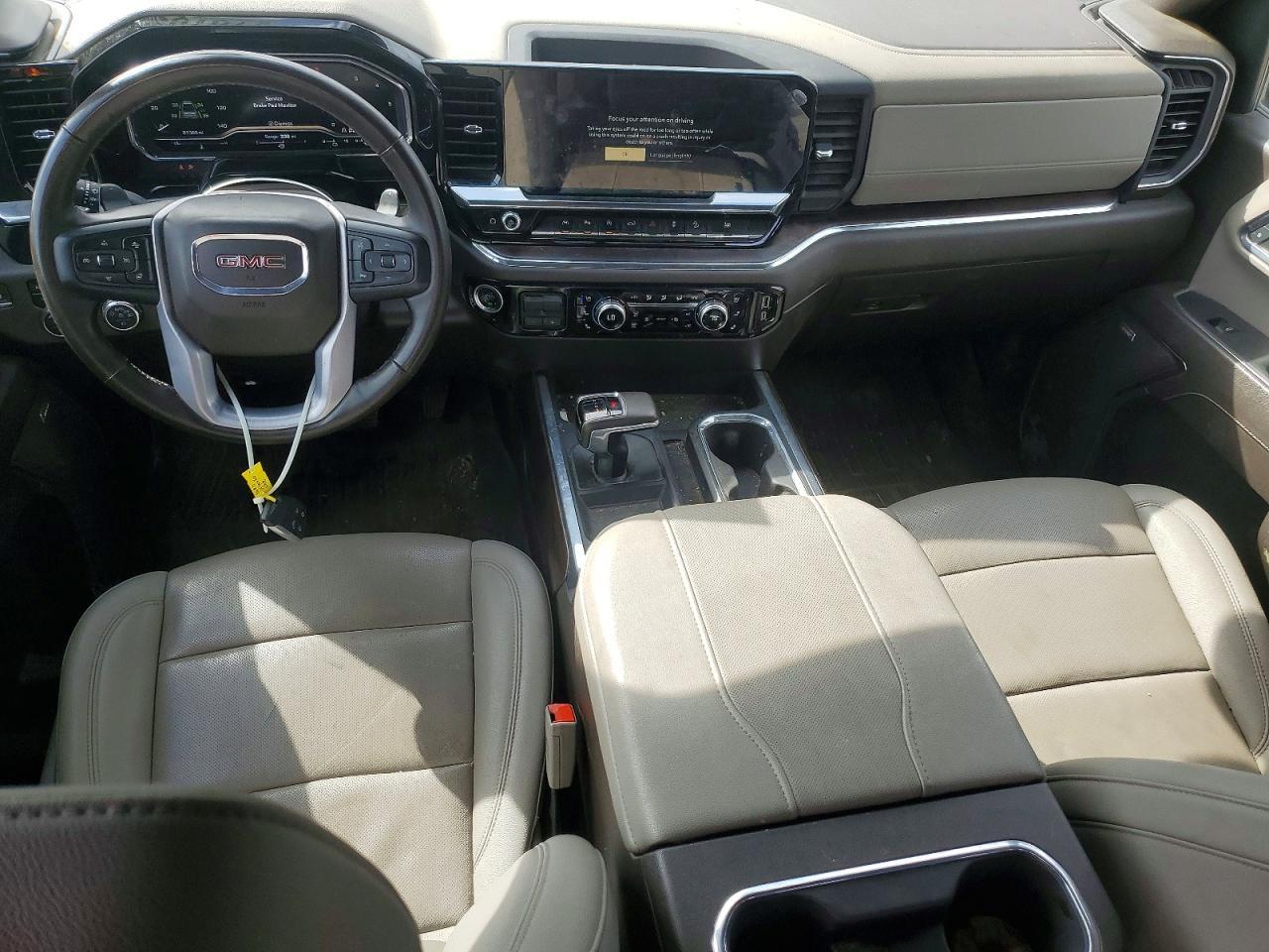 2024 GMC Sierra K1500 SLT