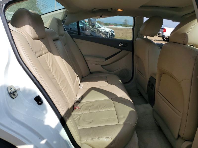 2011 Nissan Altima Base