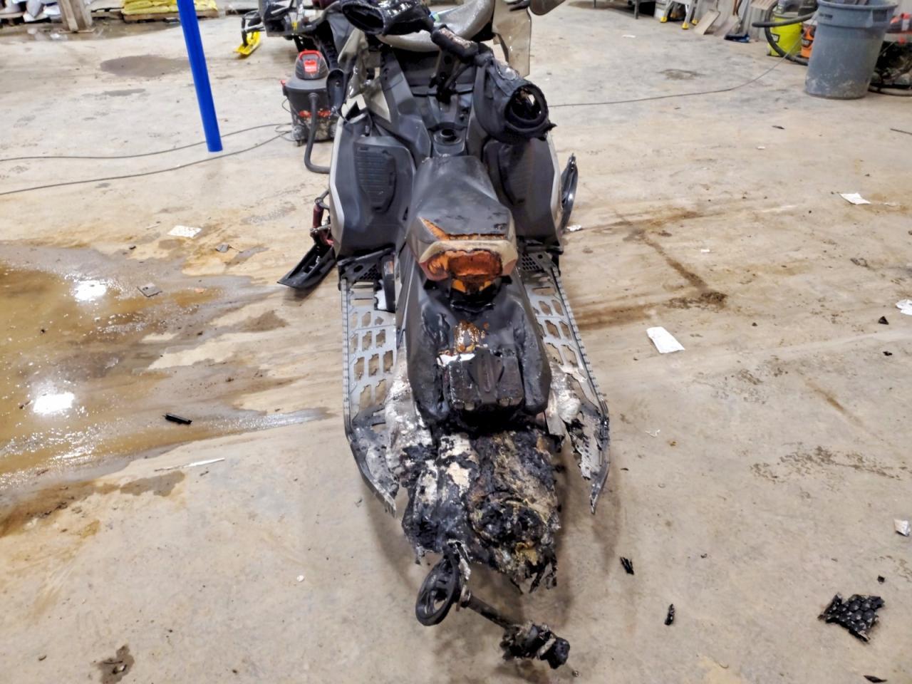 2024 Skidoo 2024 SKI-MXZ X-RS 850 E-TEC