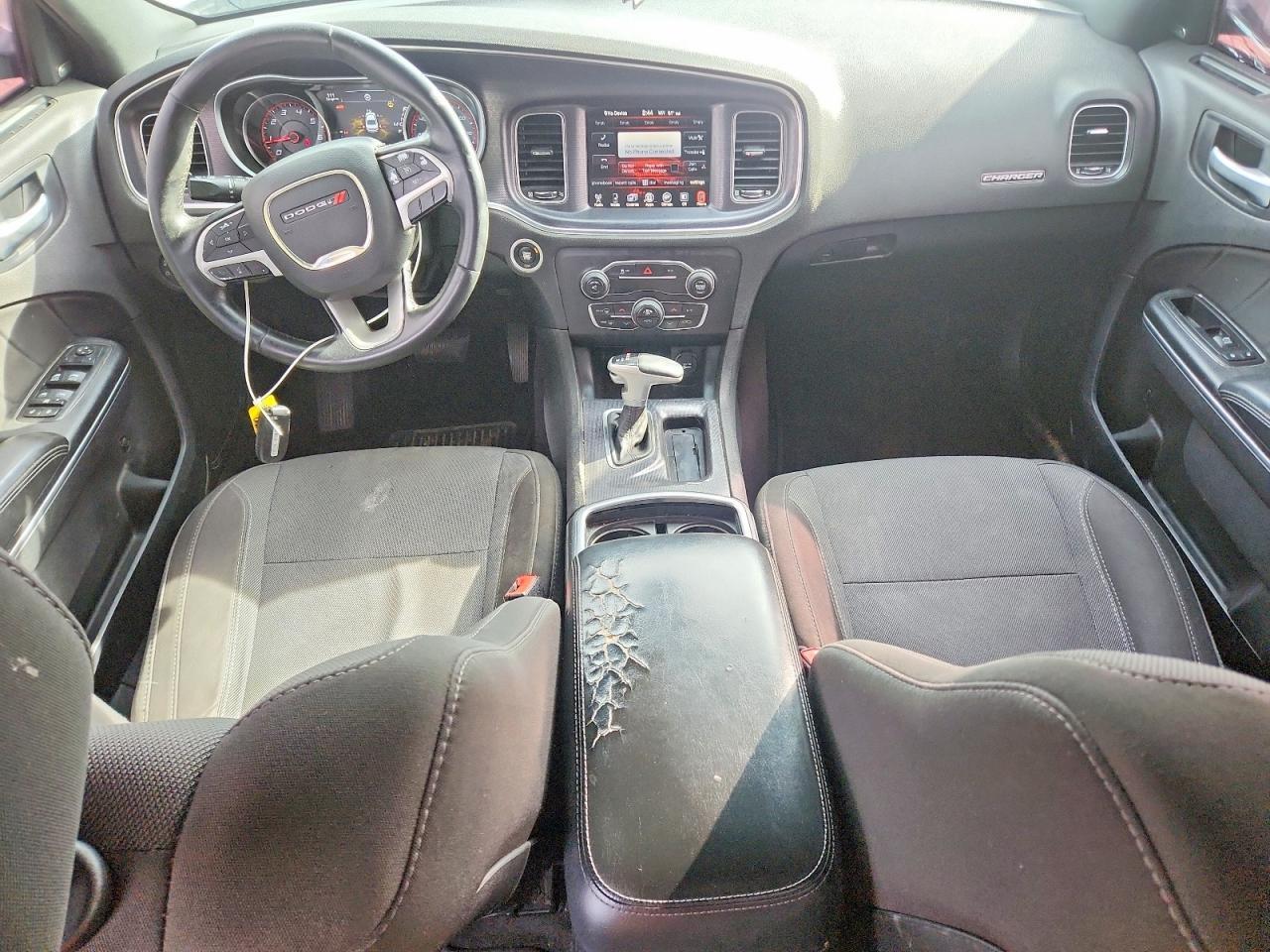 2016 Dodge Charger sxt