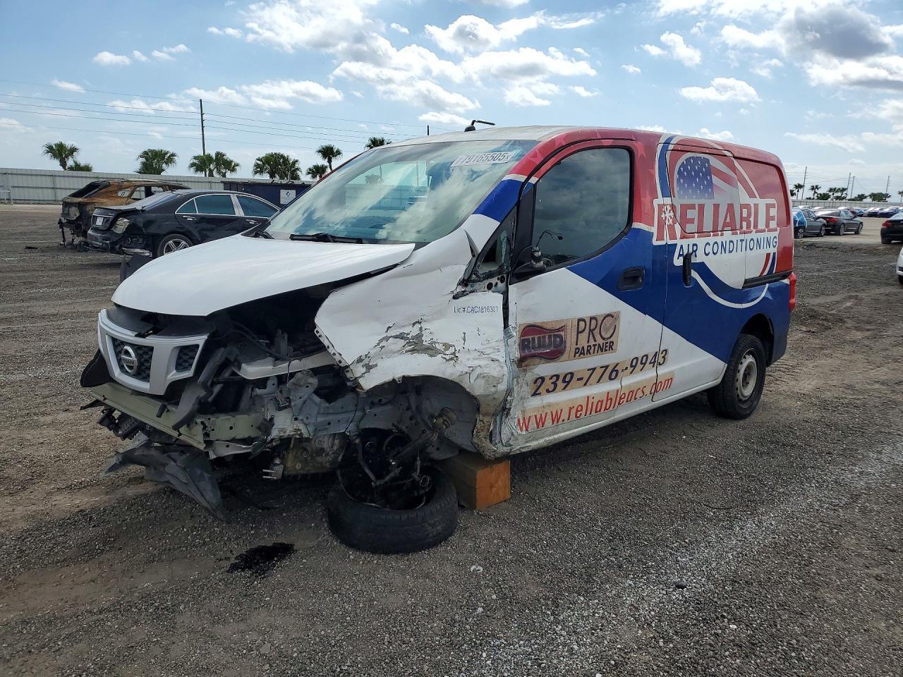2015 Nissan NV200 SV