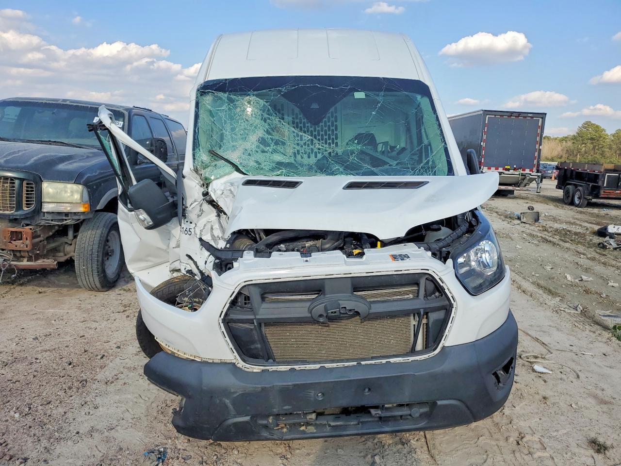 2022 Ford Transit 250 Delivery Van