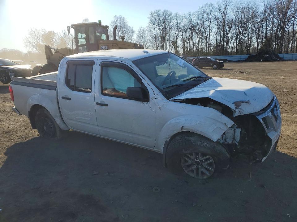 2015 Nissan Frontier s