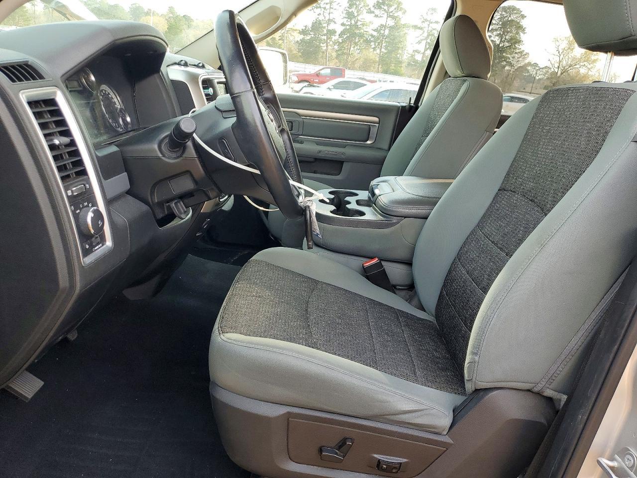 2019 Dodge Ram 1500 Classic slt