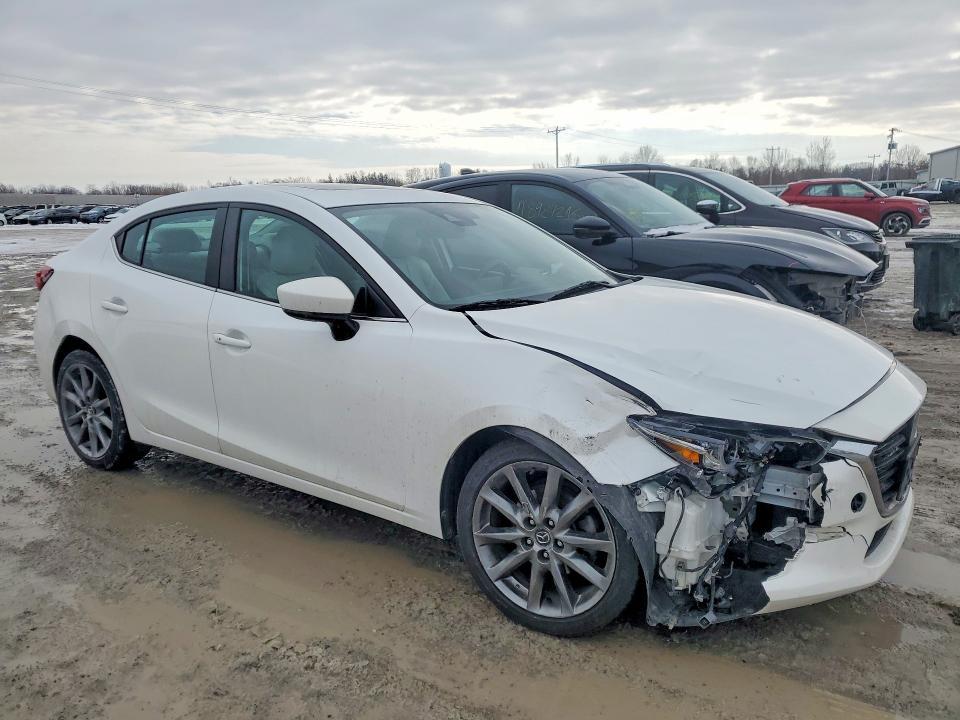 2018 Mazda 3 Grand Touring