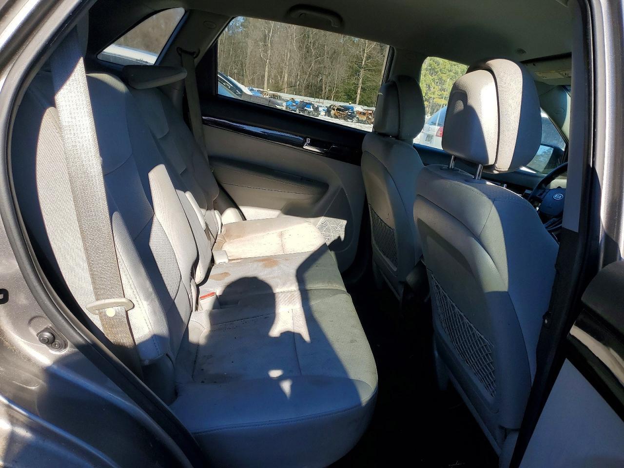 2013 KIA Sorento lx