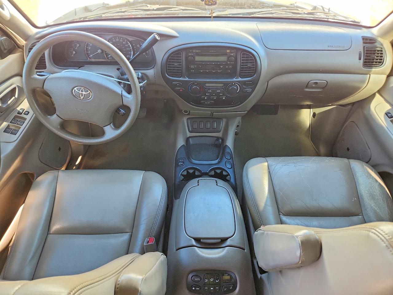 2005 Toyota Sequoia SR5