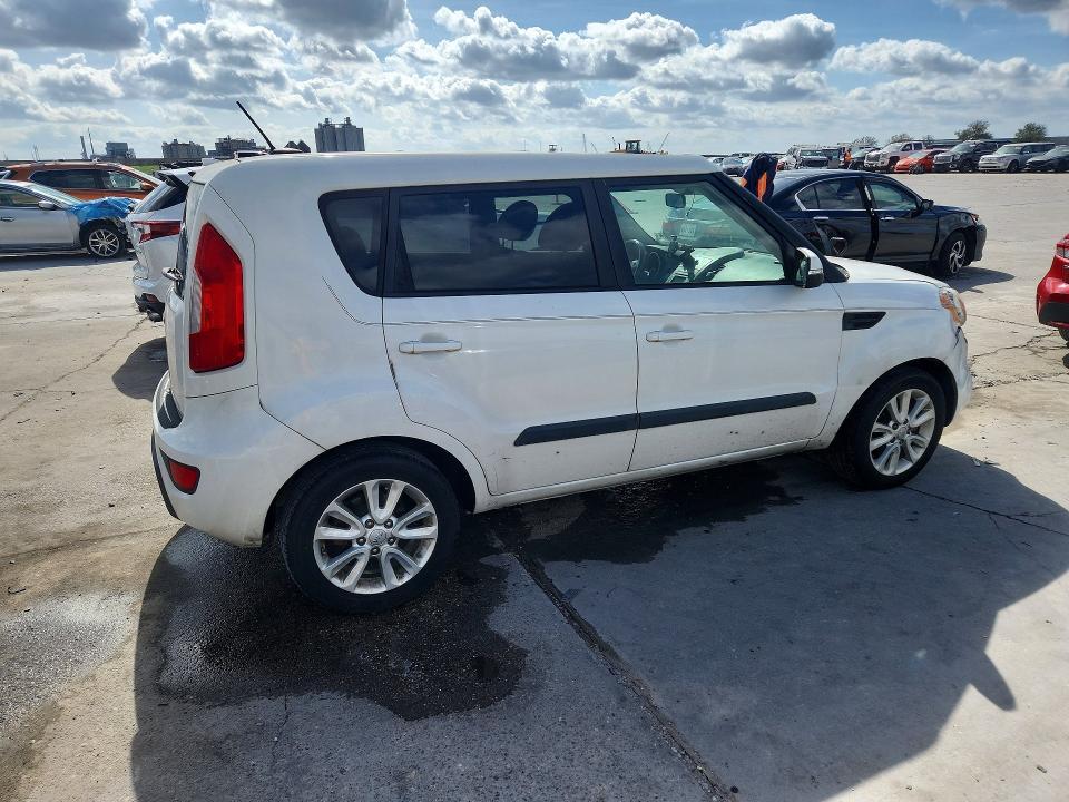 2013 KIA Soul +