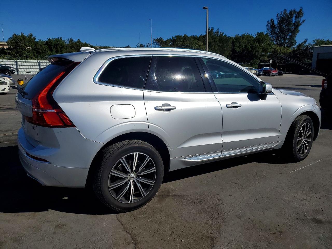 2021 Volvo Xc60 T5 Inscription