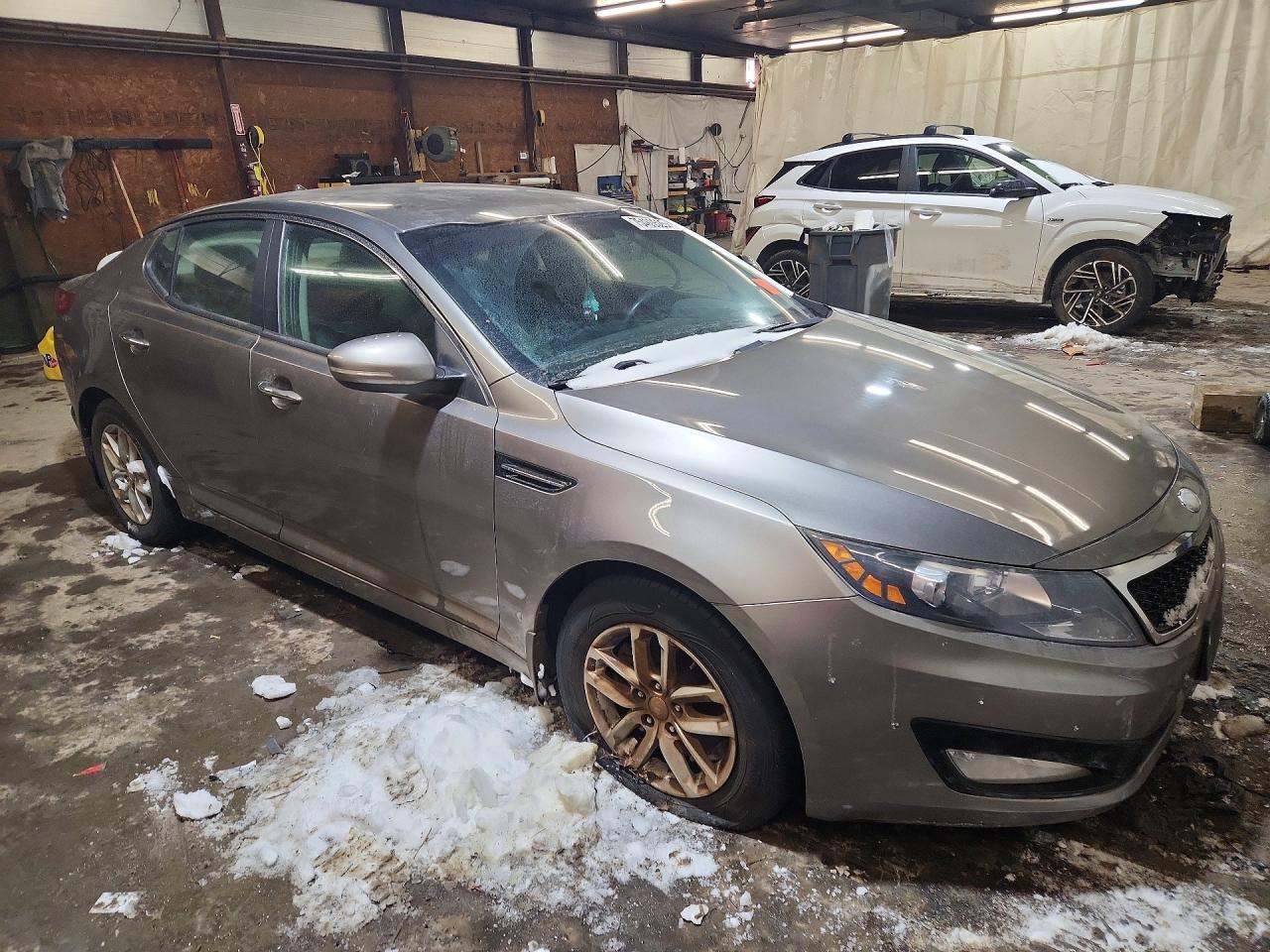 2013 KIA Optima lx