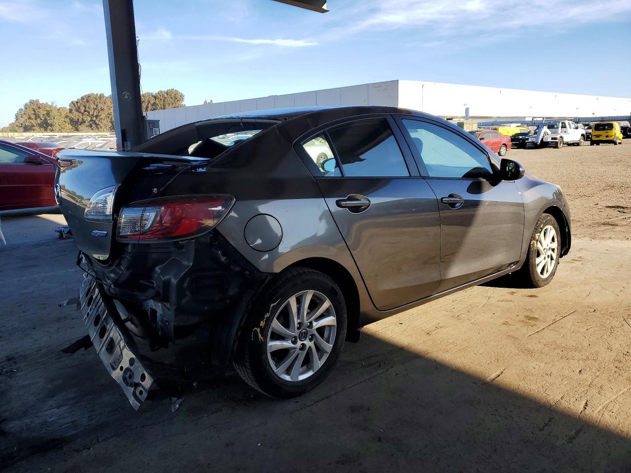 2013 Mazda 3