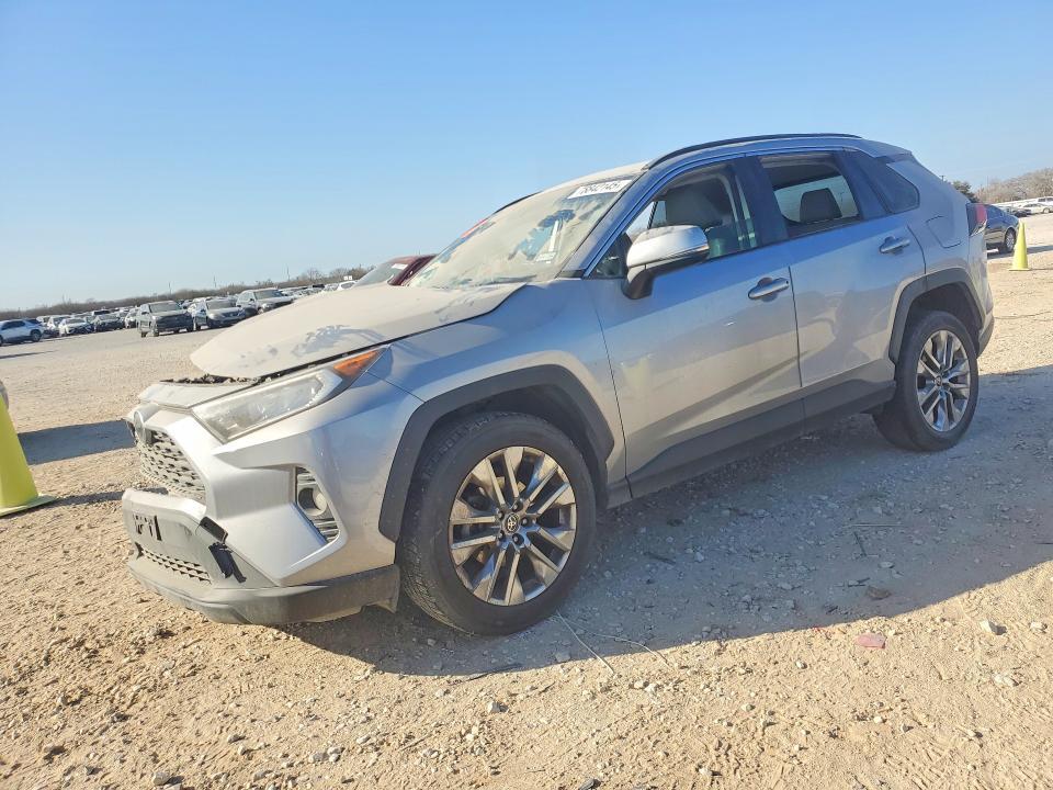 2020 Toyota Rav4 xle Premium