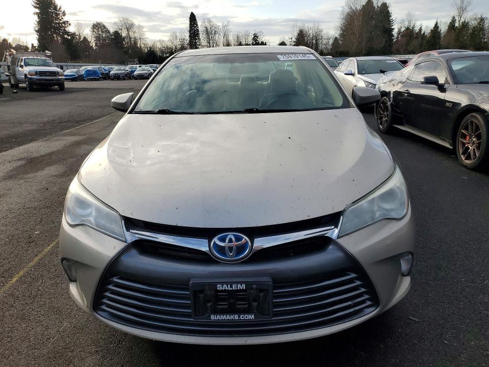 2016 Toyota Camry Hybrid