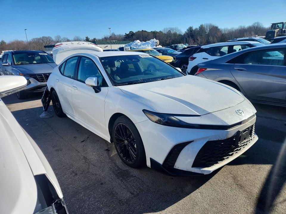 2025 Toyota Camry se